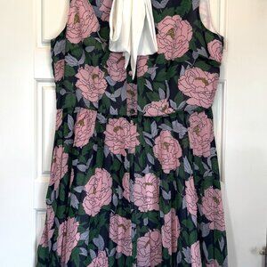 Unique Vintage 1960s Style Pink Floral & Large Ivory Bow